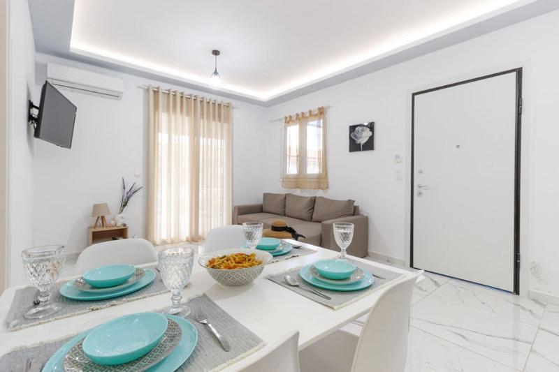 Apartmán Nikogroup Plaza Polychrono Exteriér fotografie