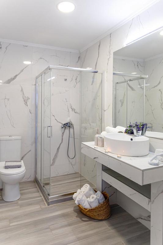 Apartmán Nikogroup Plaza Polychrono Exteriér fotografie